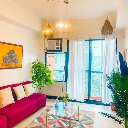 Lovely Penthouse In Makati